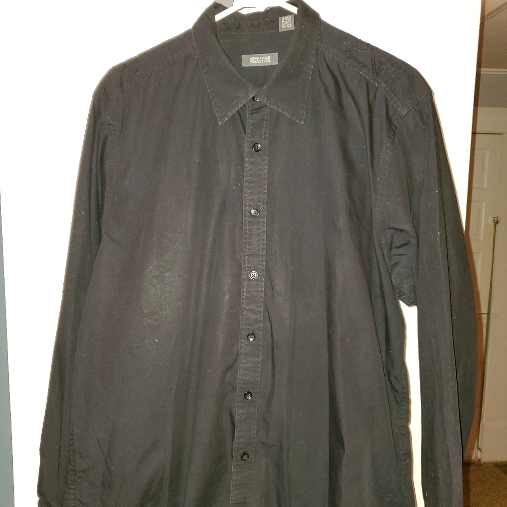 Kenneth Cole Reaction long sleeve black shirt